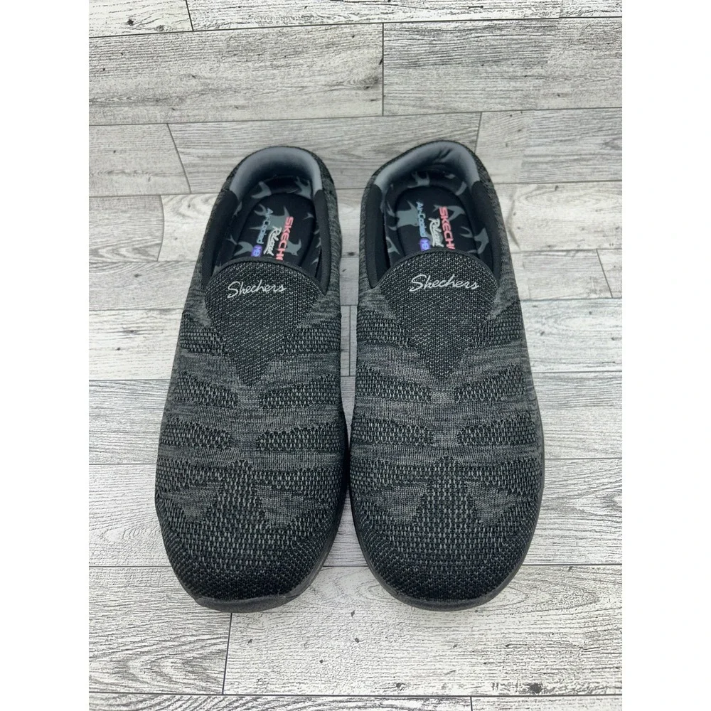 Skechers Relaxed Fit 44915 Black Knit Slip On Sneakers Womens Size 9 Memory Foam